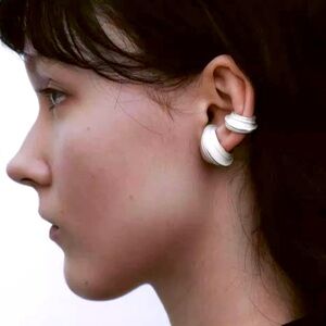 ✨ BRAND NEW & SUPER CHIC, Designer Sterling Silver Ear Cuff – Matte Finish